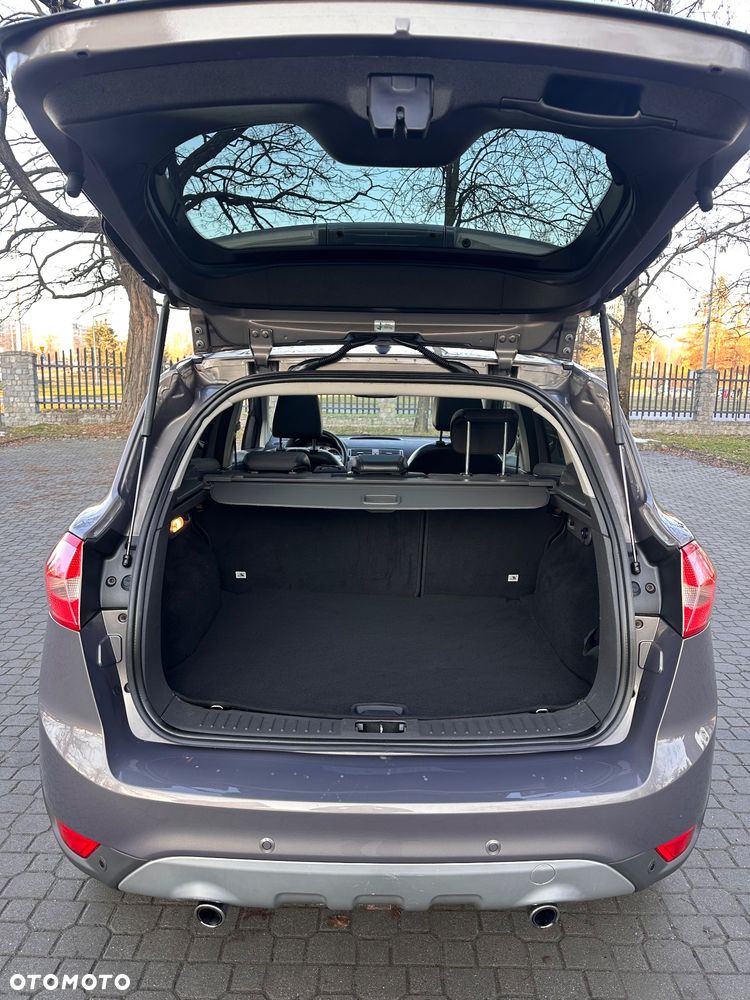 Ford Kuga 2.0 TDCi 4x4 Titanium - 26