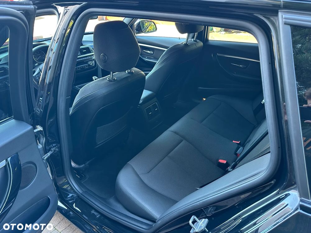 BMW Seria 3 320d xDrive Advantage sport - 8