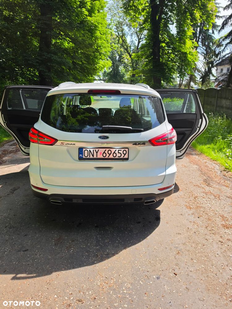 Ford S-Max 2.0 TDCi 4WD Titanium PowerShift - 6