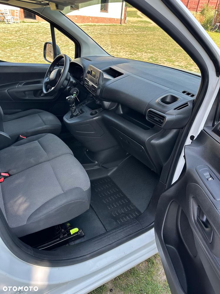Citroën Berlingo VAN BLUE HDI 130 S@S CLub 1000 - 8