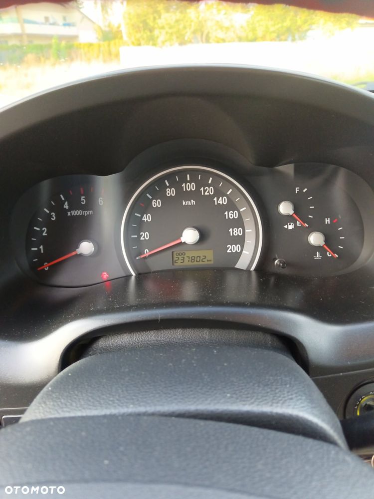 Kia Carnival - 5