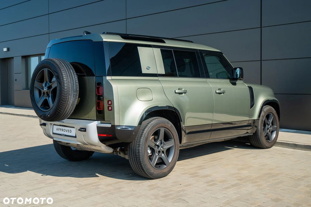 Land Rover Defender - 5