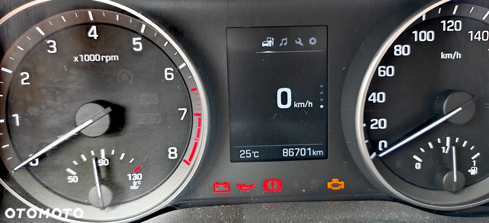 Hyundai Elantra 1.6 Comfort - 8
