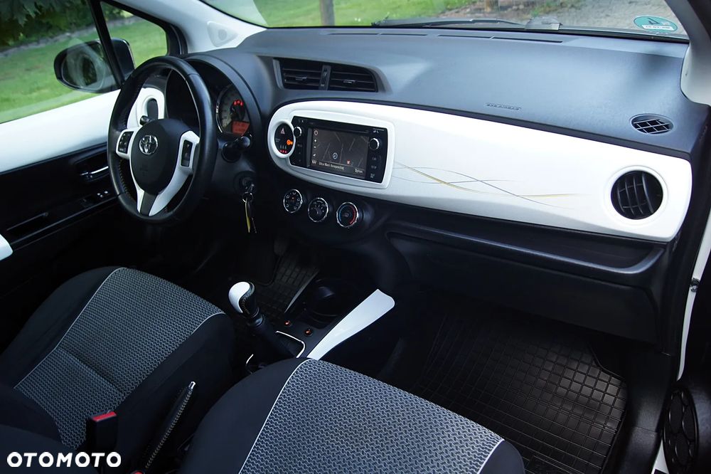 Toyota Yaris 1.33 VVT-i Edition 2014 - 19