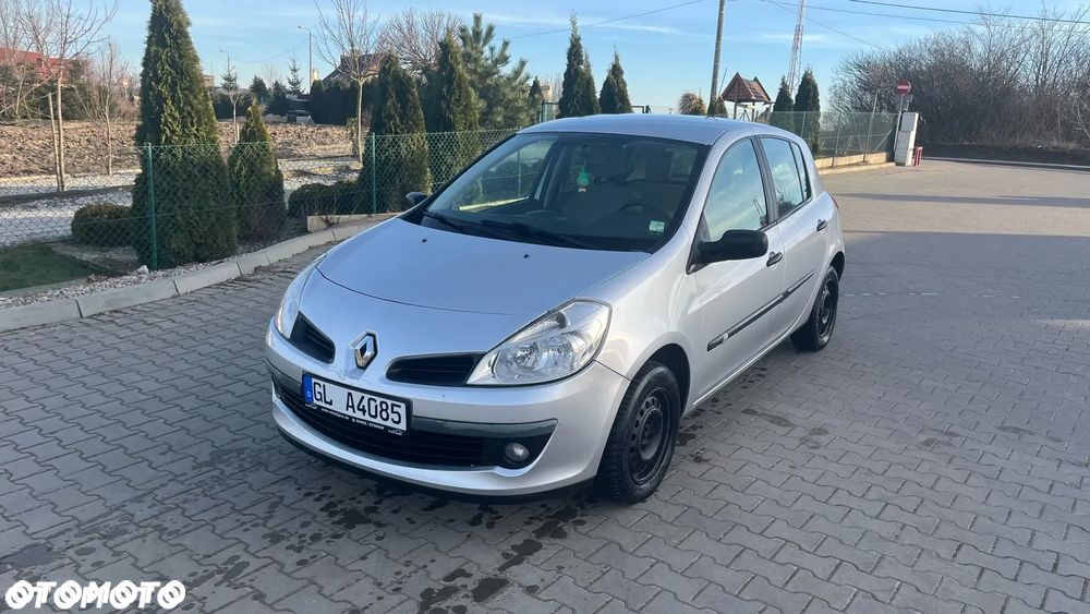Renault Clio 1.2 16V 75 Dynamique - 1