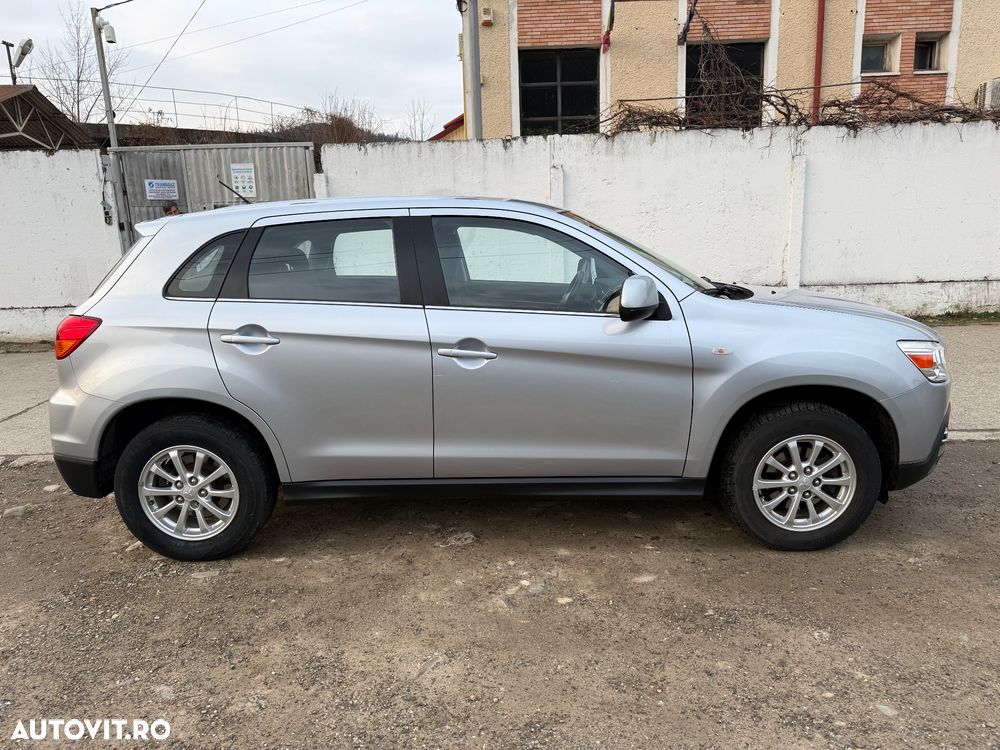 Mitsubishi ASX 1.8 DI-D 4WD Intense - 9