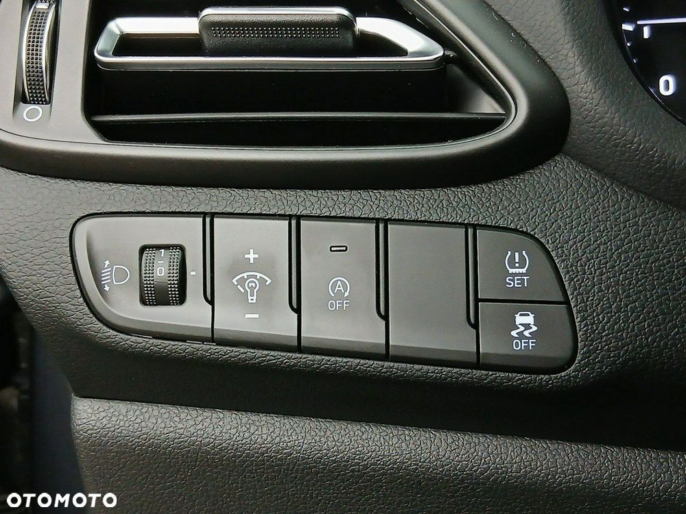 Hyundai i30 1.0 T-GDI Smart - 24