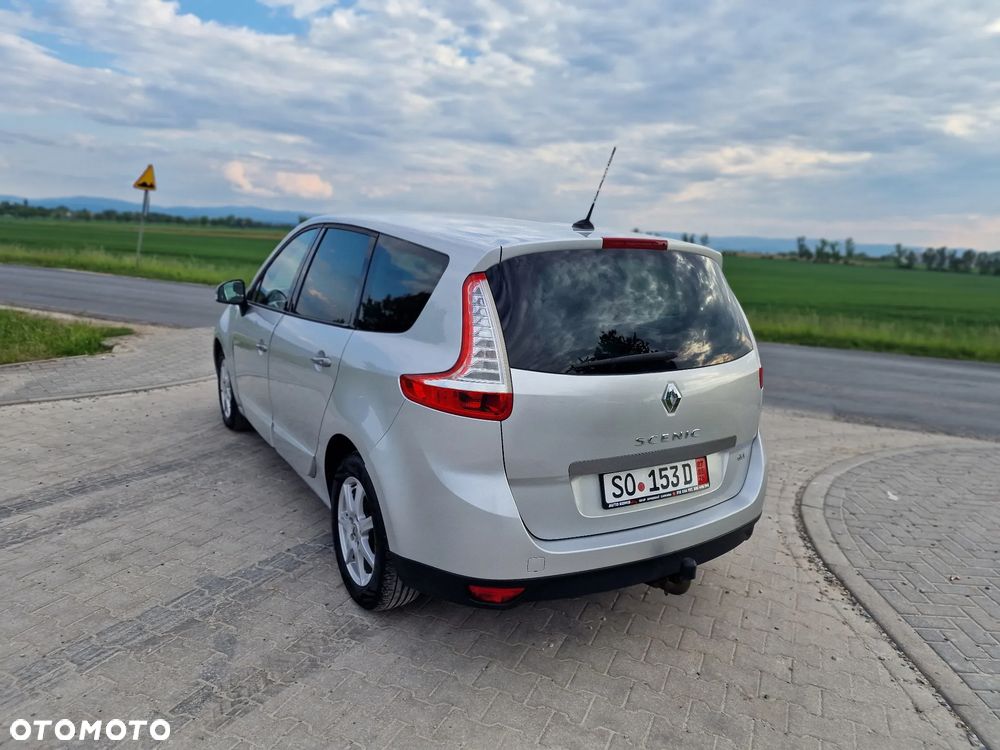 Renault Scenic 1.5dCi TomTom Edition - 15