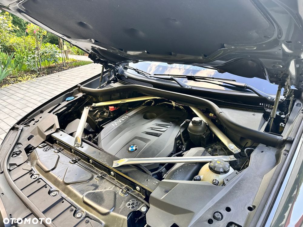 BMW X5 xDrive40i - 23