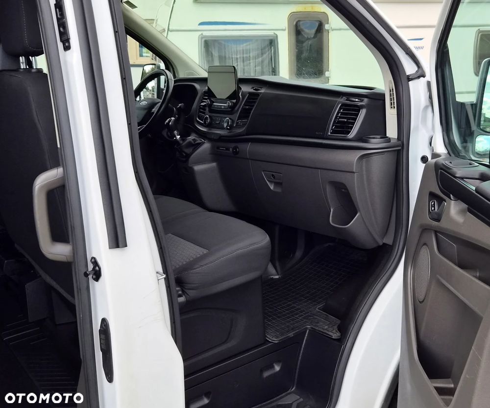 Ford Transit Custom L2H1 Brygadówka 6 osobowy 2.0d 170KM NAVI KAMERA - 14