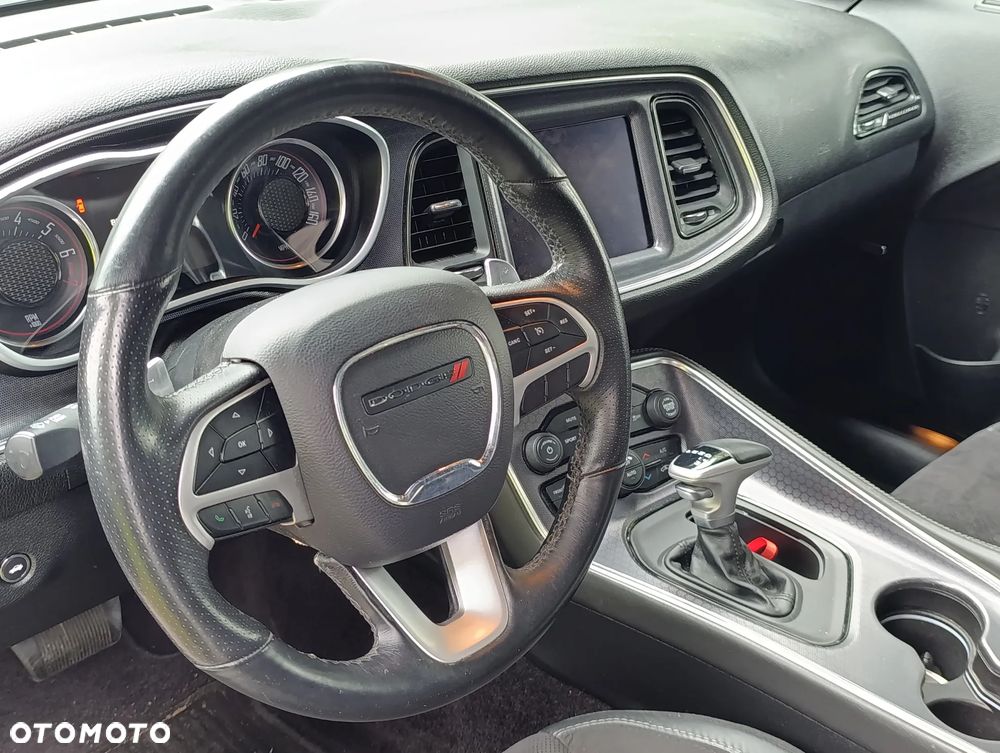 Dodge Challenger 3.6 GT AWD - 8