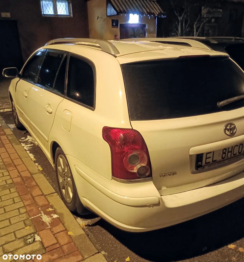 Toyota Avensis 1.8 VVT-i Sol - 7