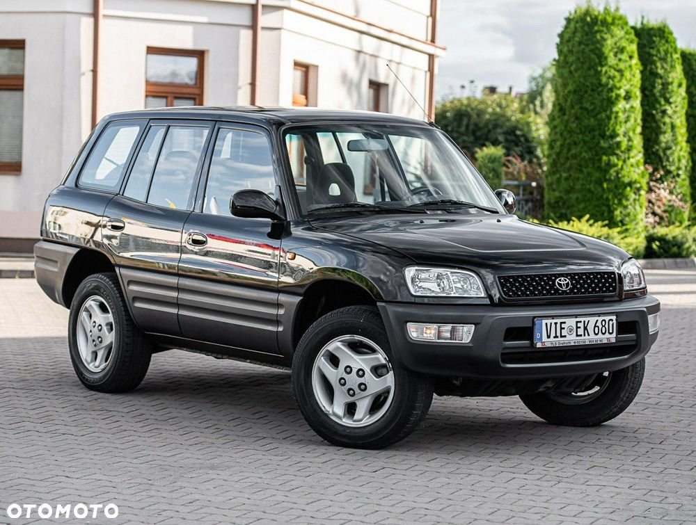 Toyota RAV4 2.0 GLi - 20