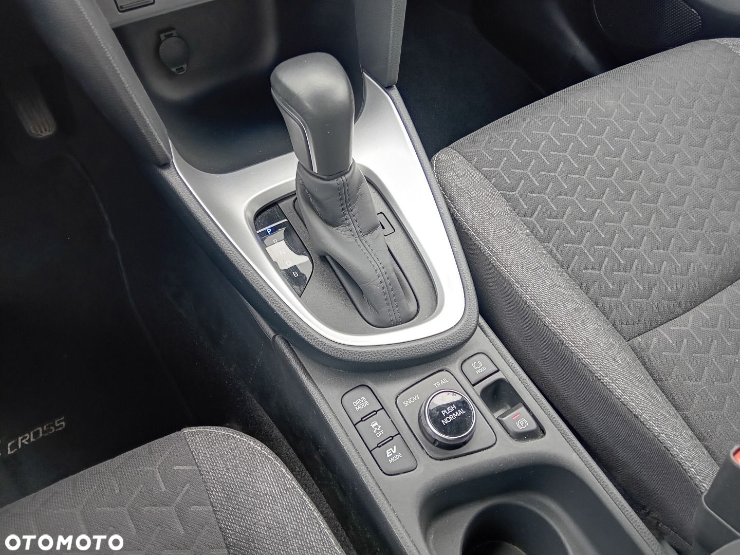 Toyota Yaris Cross - 22