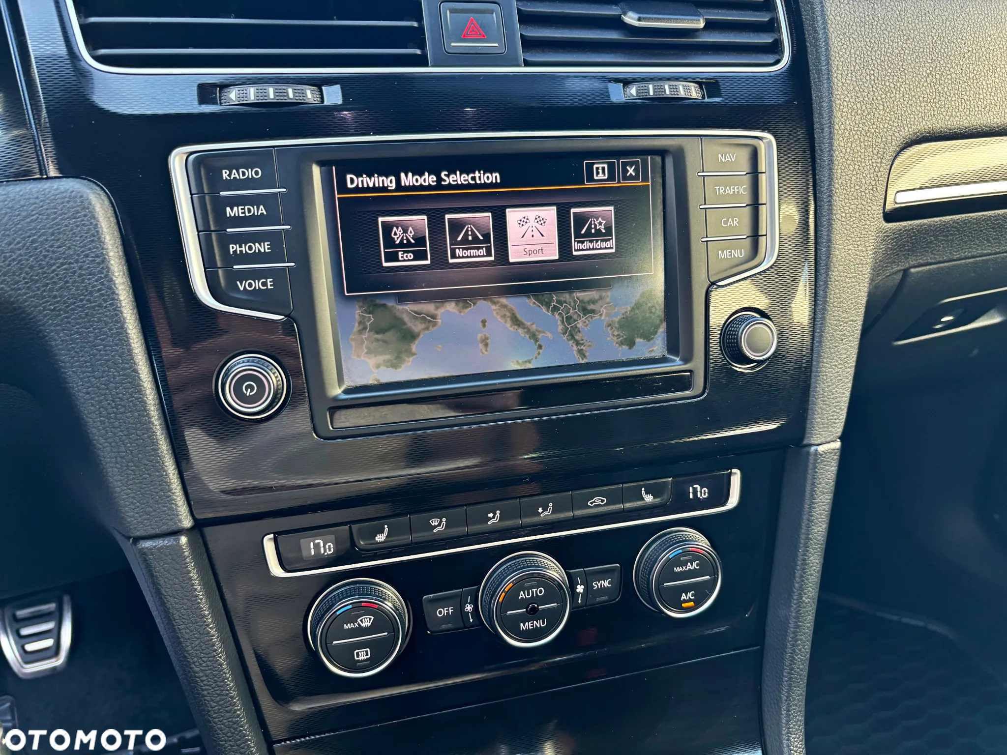 Volkswagen Golf VII 2.0 TDI BMT GTD - 4
