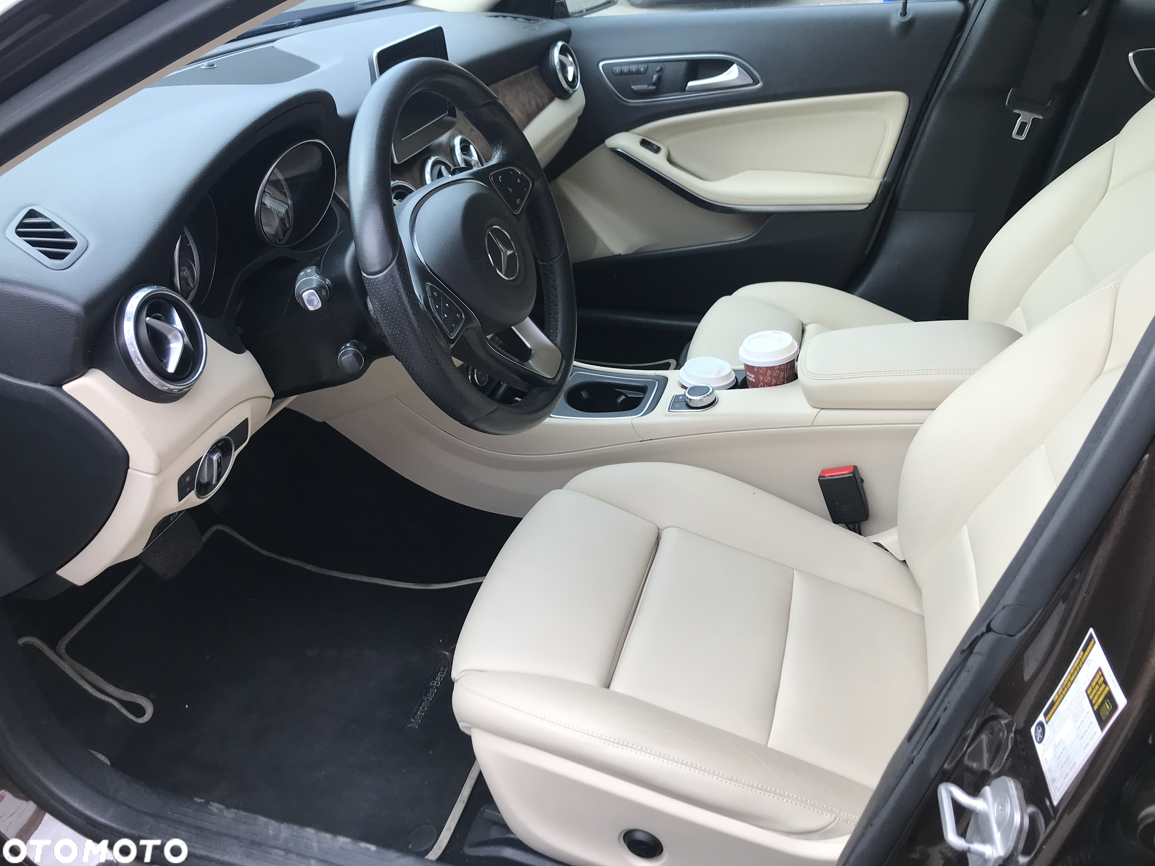 Mercedes-Benz GLA - 3