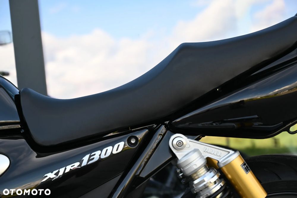 Yamaha XJR - 27