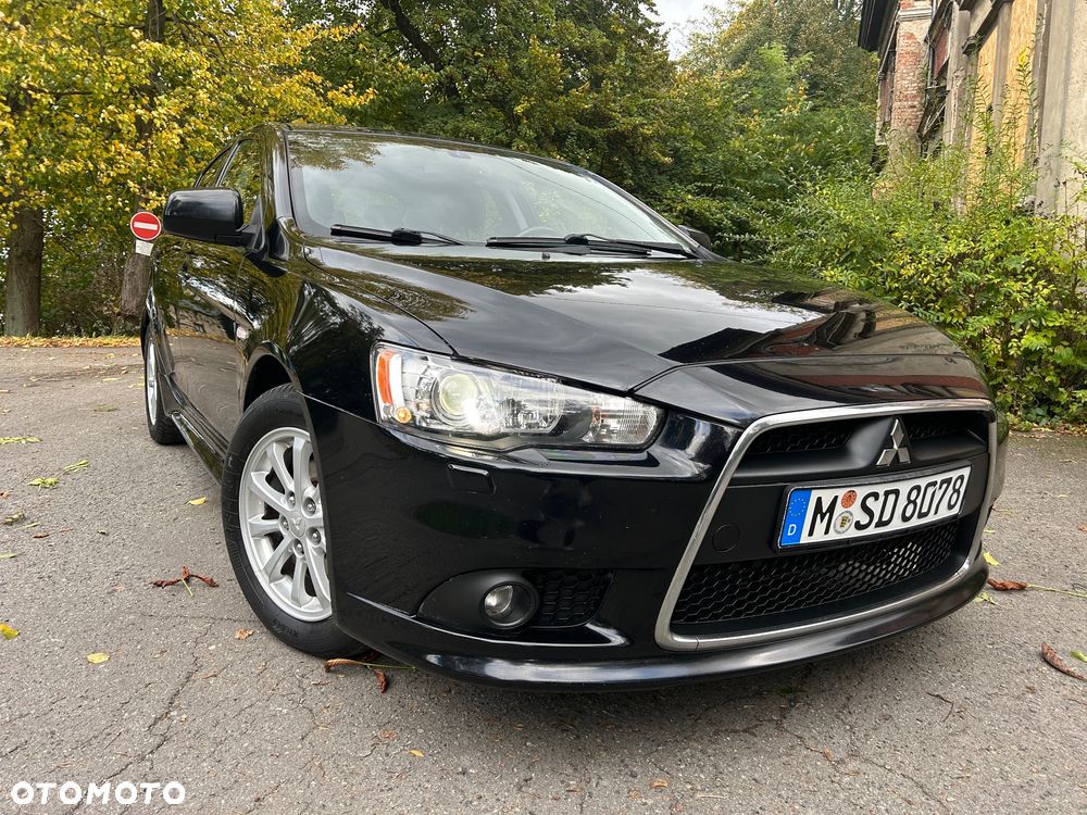 Mitsubishi Lancer 1.6 Invite - 13