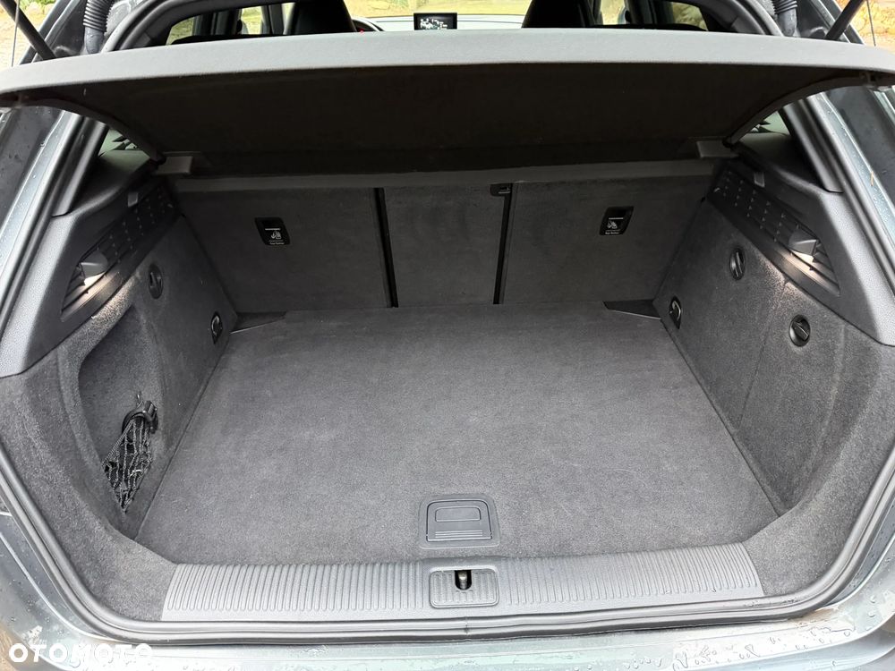 Audi A3 Sportback 2.0 TDI S tronic - 19