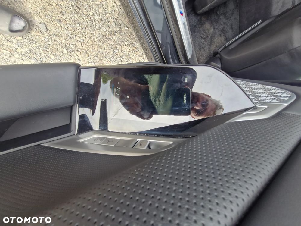 BMW i7 105.7kWh M70 xDrive - 18