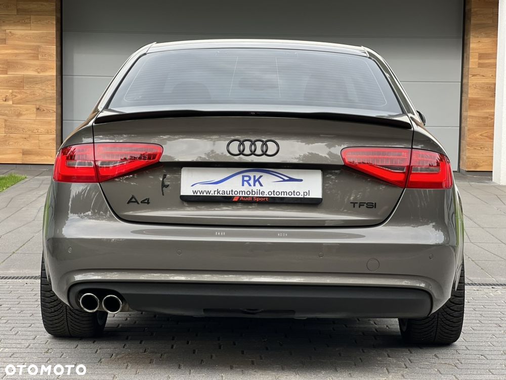 Audi A4 Limousine - 19