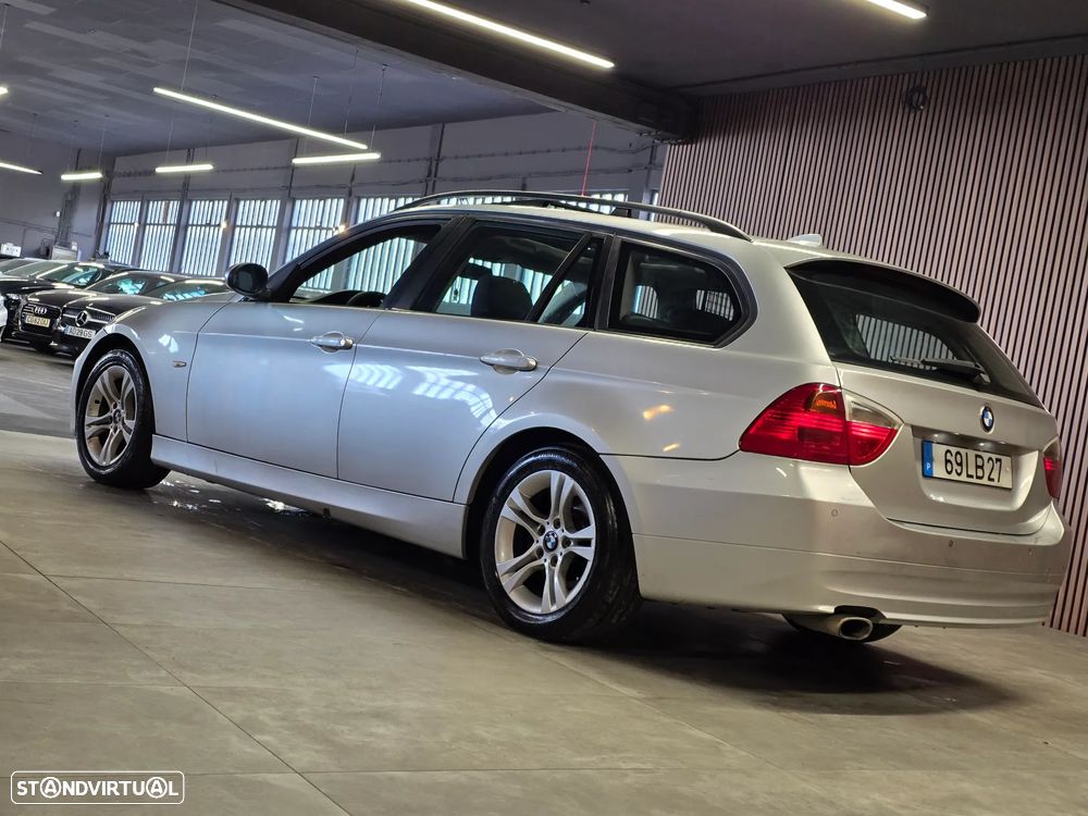 BMW 320 d Navigation - 4