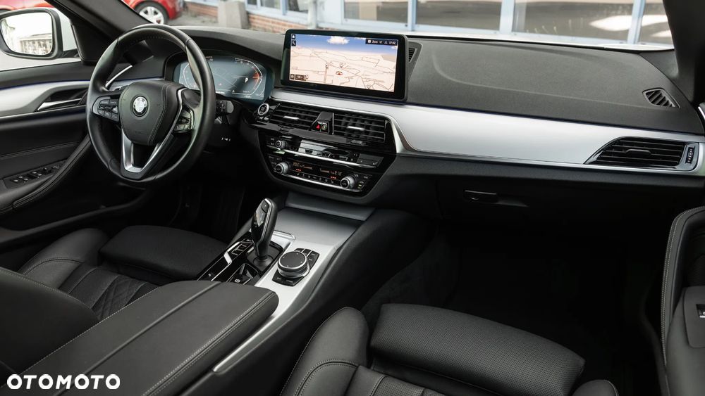 BMW Seria 5 520d xDrive Sport - 23
