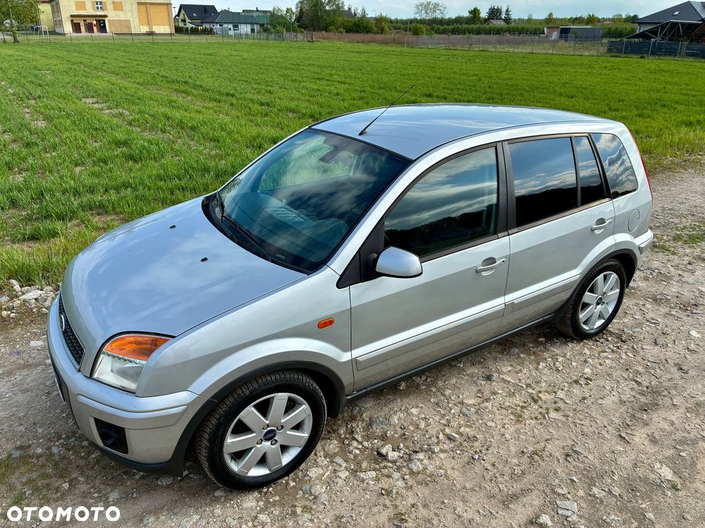 Ford Fusion 1.6 + - 14