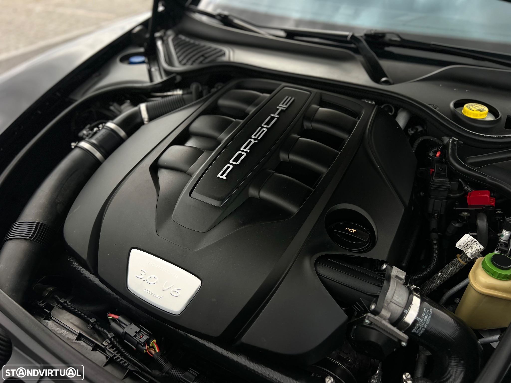 Porsche Panamera Diesel Platinum Edition - 37