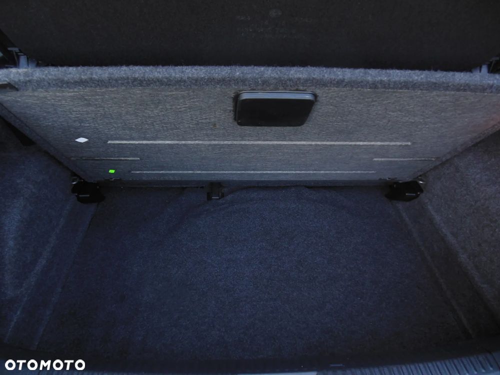 Volkswagen Polo 1.2 TSI (Blue Motion Technology) Comfortline - 24
