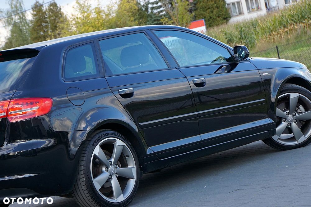 Audi A3 Sportback 2.0 TDI DPF S line Sportpaket plus - 13