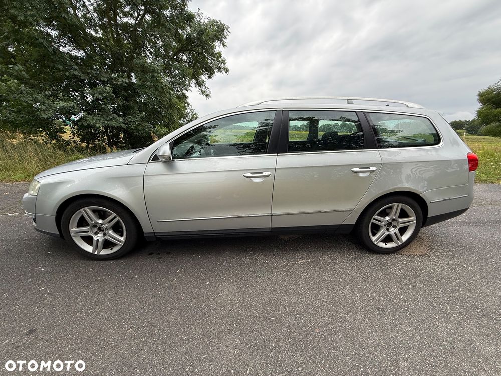 Volkswagen Passat 2.0 TDI Comfortline - 12