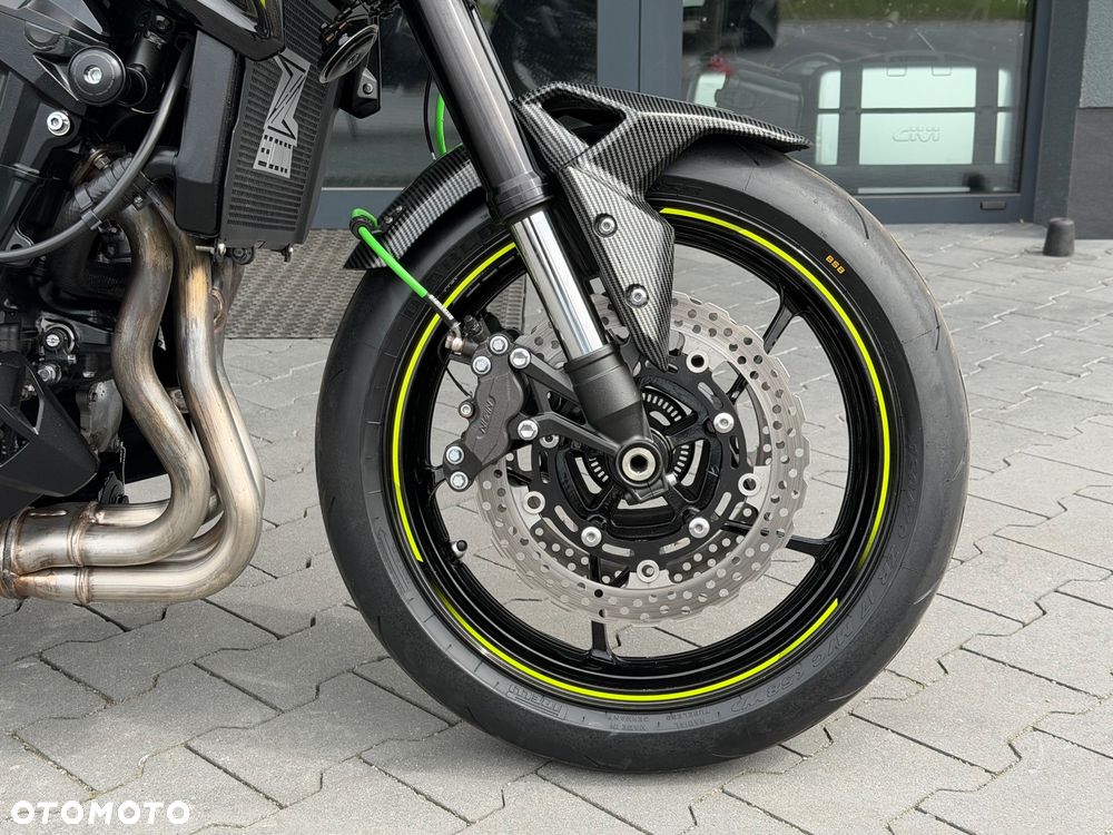 Kawasaki Z 900 - 8