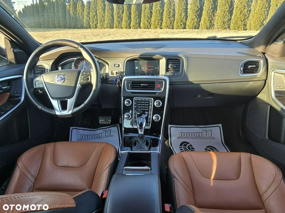 Volvo S60 - 22