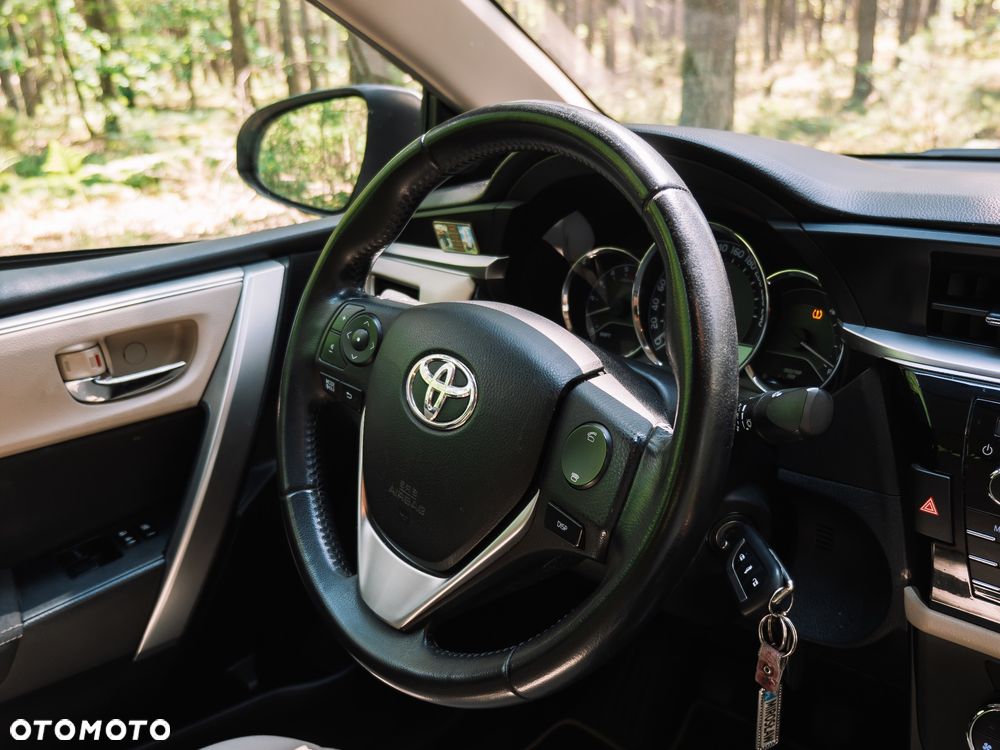Toyota Corolla - 20