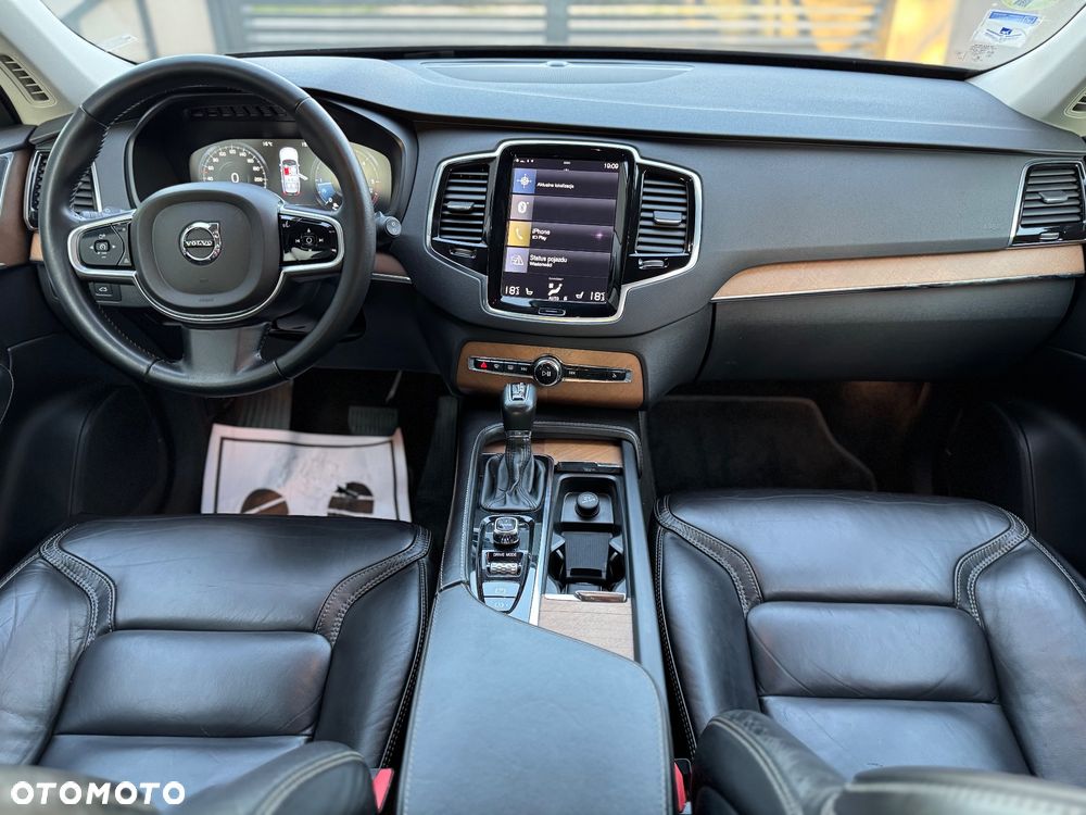 Volvo XC 90 D5 SCR AWD Inscription 7os - 37