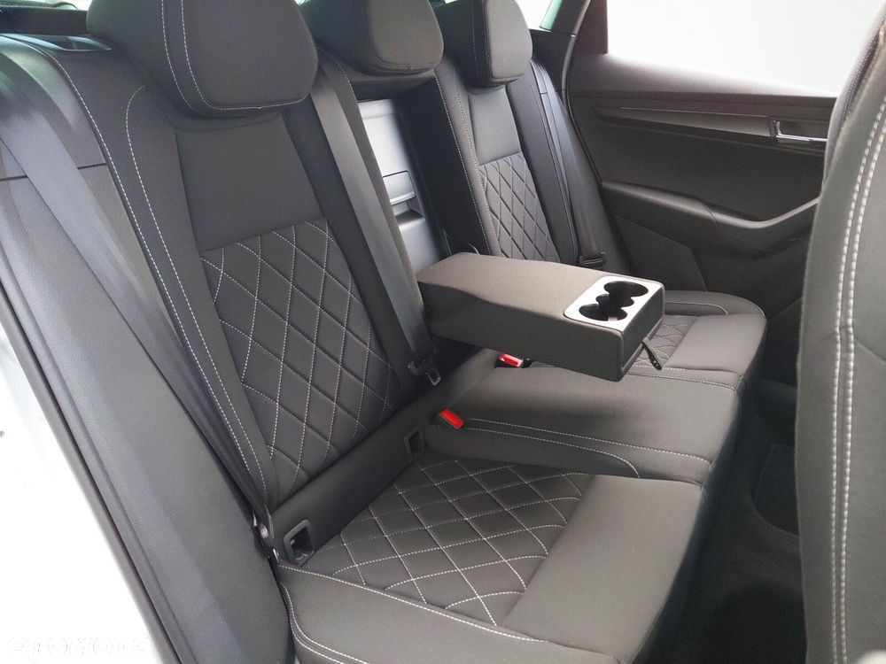 Skoda Karoq 1.5 TSI ACT Sportline DSG - 14