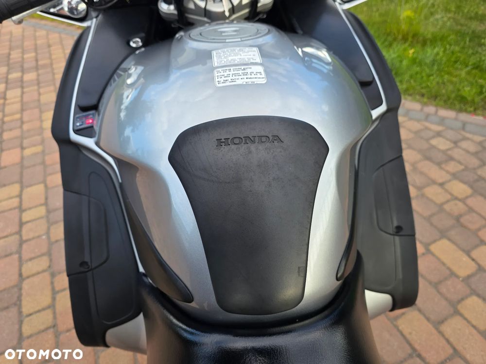 Honda ST - 10