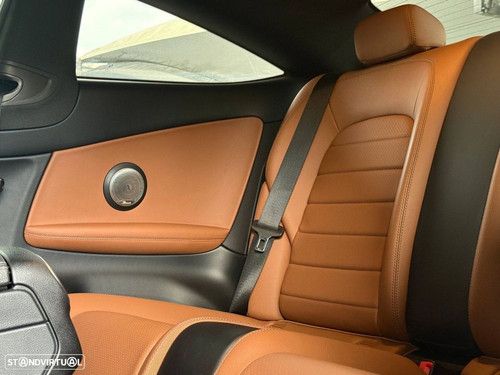 Mercedes-Benz C 200 AMG Line - 47