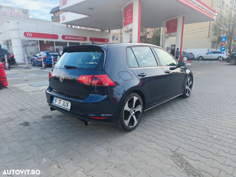 Volkswagen Golf 2.0 GTI DSG - 14