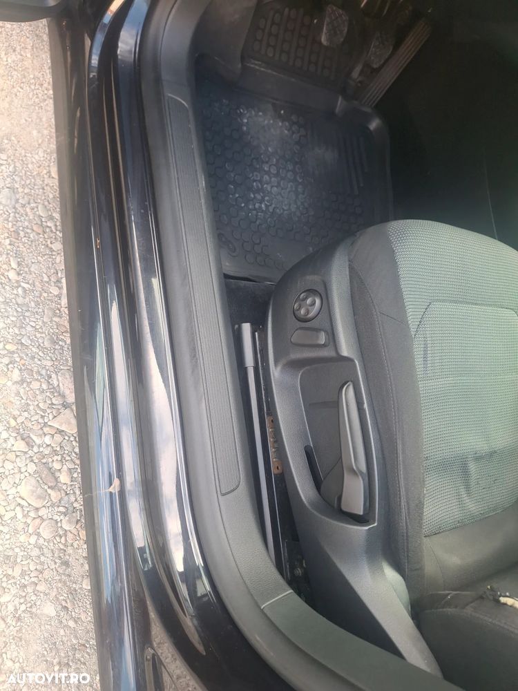 Volkswagen Passat 2.0 TDI BlueMotion Technology Comfortline - 10