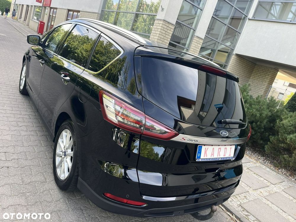 Ford S-Max - 10