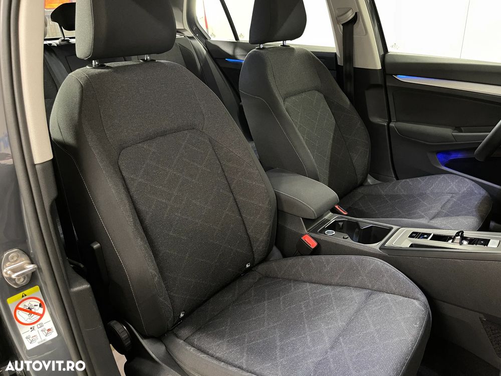 Volkswagen Golf 1.5 eTSI ACT DSG MHEV Life - 11