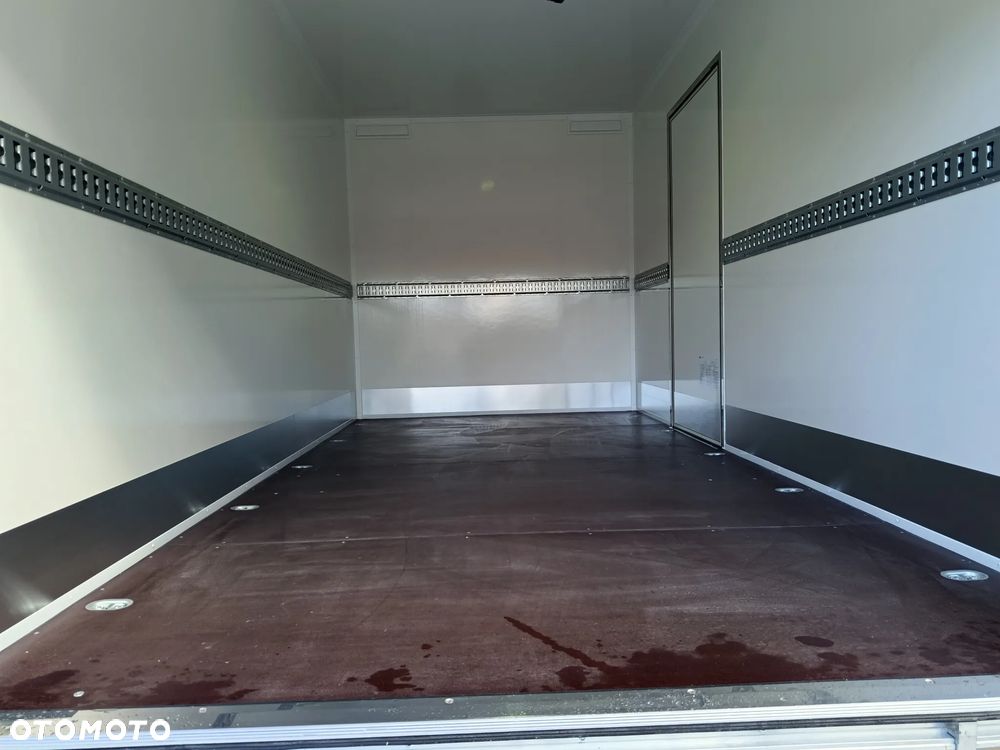 Ford Transit Kontener 4200mm x 2200mm x 2200mm 165KM automat - 4