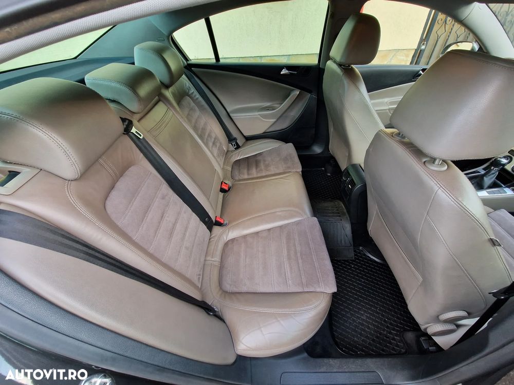 Volkswagen Passat 2.0 TDI Highline - 10