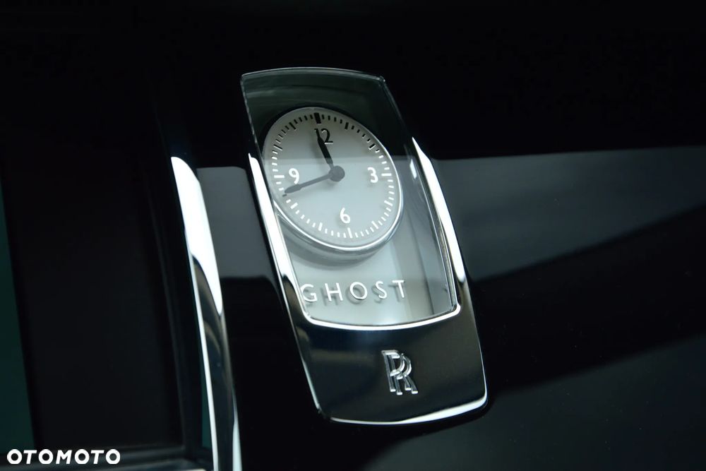 Rolls-Royce Ghost Standard - 25