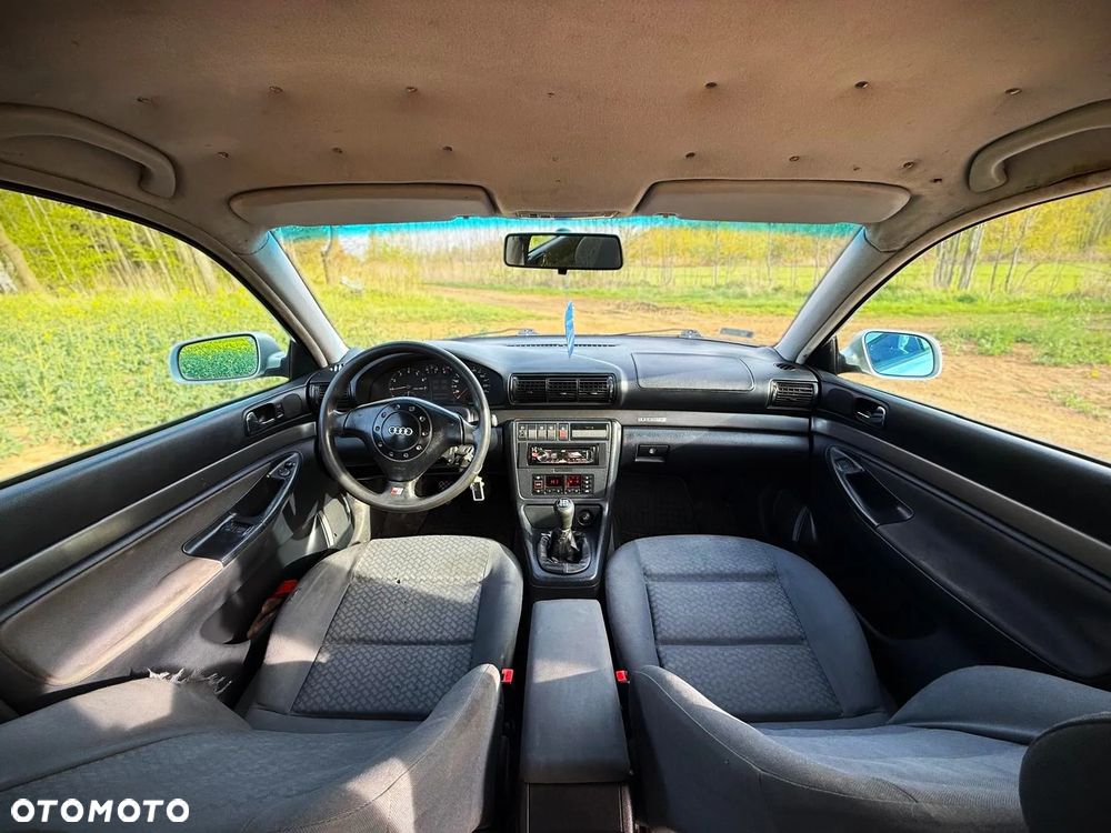 Audi A4 Avant 1.8 - 9