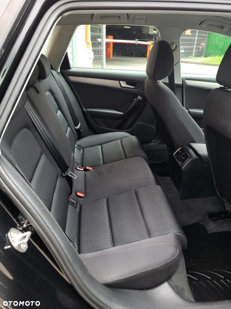 Audi A4 Avant 2.0 TDI S tronic - 9