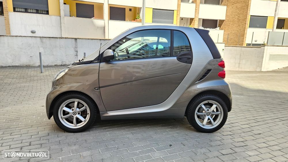Smart ForTwo Coupé 1.0 mhd Passion 71 Softouch - 8