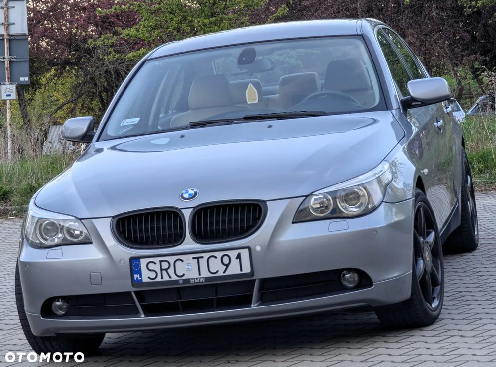 BMW Seria 5 520i Touring Edition Sport - 26